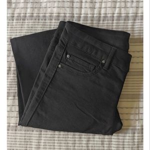 ❇️NWT❇️Black High Waisted Jeggings